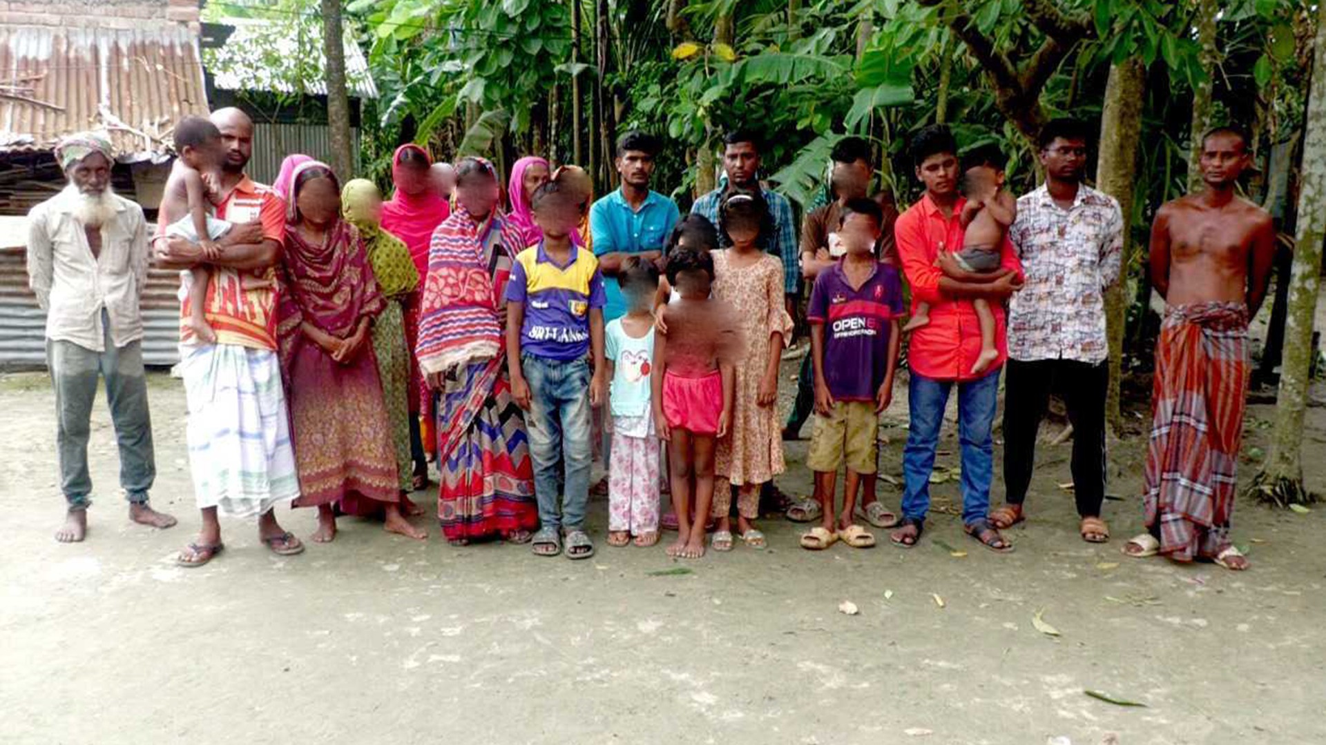 ঢাকঢোল পিটিয়ে ও মাইকে ঘোষণা দিয়ে ৭ পরিবারকে ‘সমাজচ্যুত’
